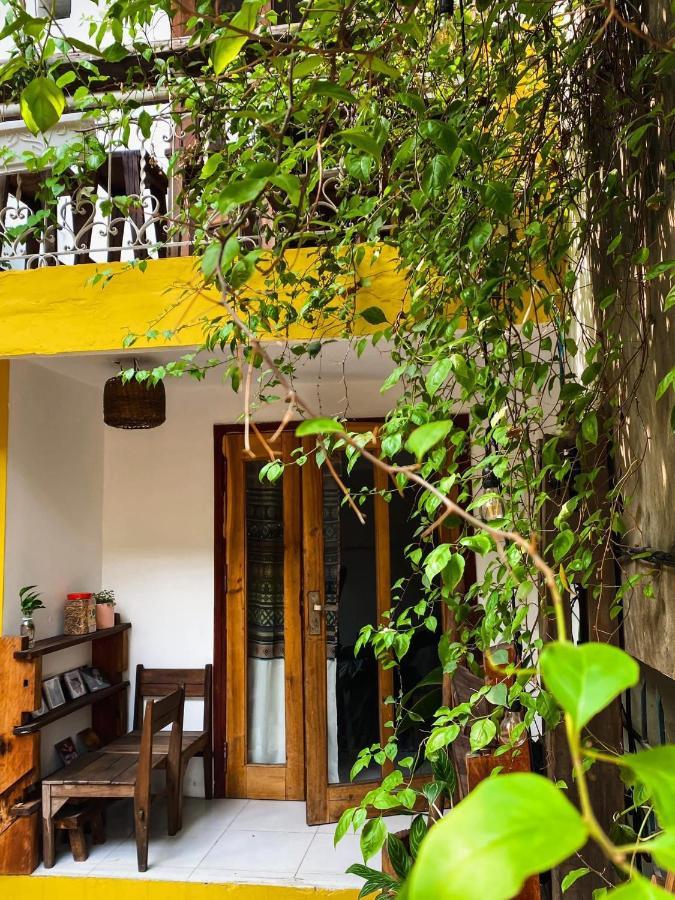 Chu Nhat Cafe & Homestay - 12 Ngo 41 Duong Lang - Co So 1 Hanoï Extérieur photo