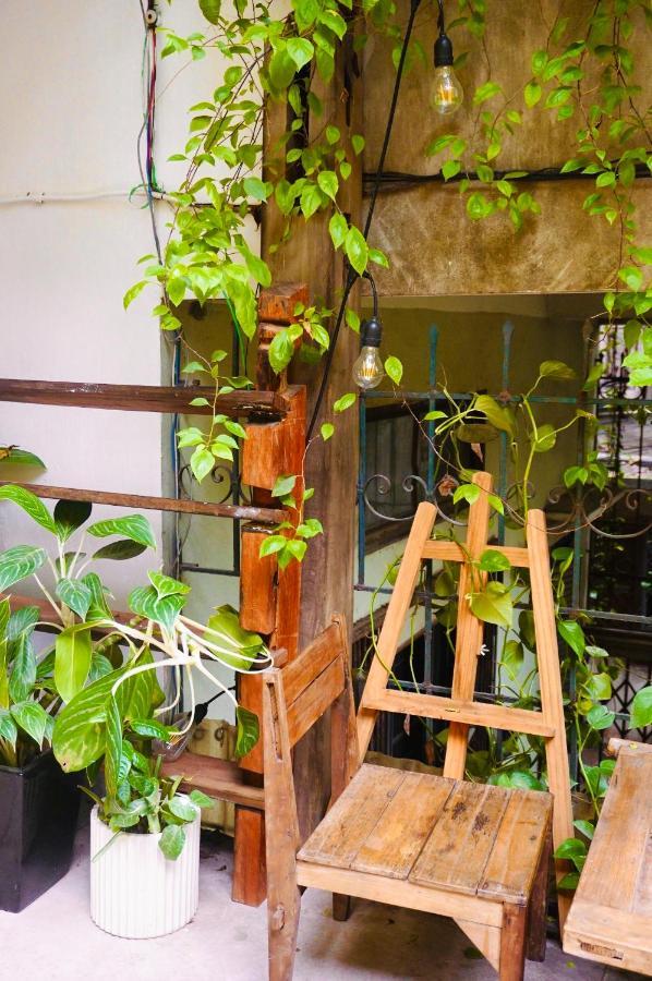 Chu Nhat Cafe & Homestay - 12 Ngo 41 Duong Lang - Co So 1 Hanoï Extérieur photo